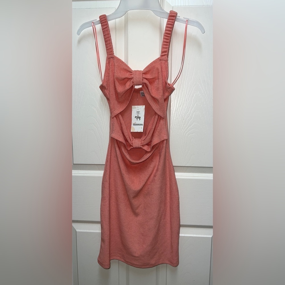 🧡 NWT! Terry Cut Out Dress